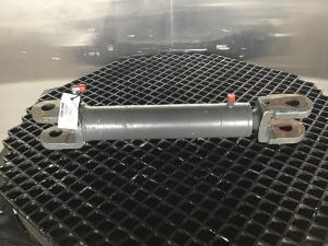 Liebherr Lenkzylinder